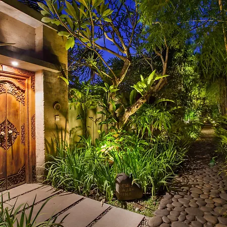 Mayaloka Villas Seminyak-3